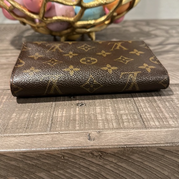 Billfold/Wallet - Picture 4 of 10